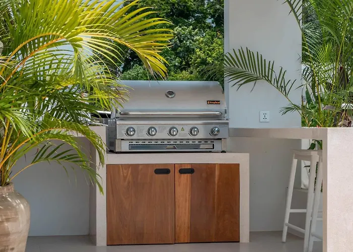 Dreamscape Haven - Heavenly 2br With Rooftop In Pererenan! *