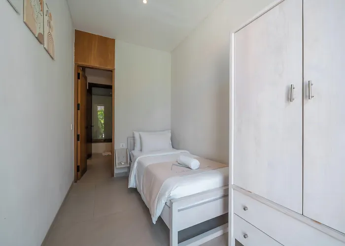 别墅 Dreamscape Haven - Heavenly 2br With Rooftop In Pererenan!