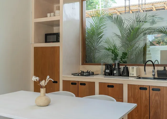 Villa Dreamscape Haven - Heavenly 2br With Rooftop In Pererenan!