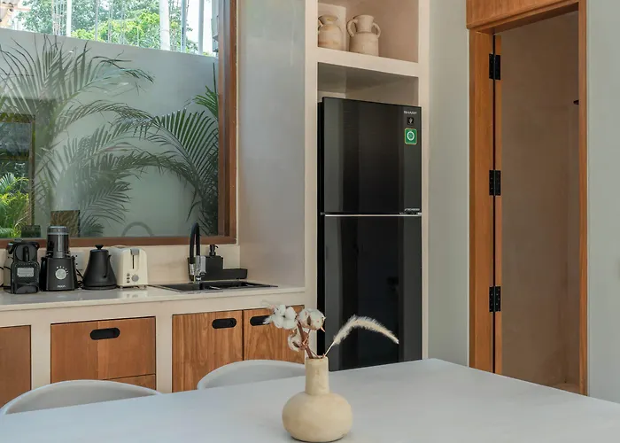 别墅 Dreamscape Haven - Heavenly 2br With Rooftop In Pererenan! 坎古