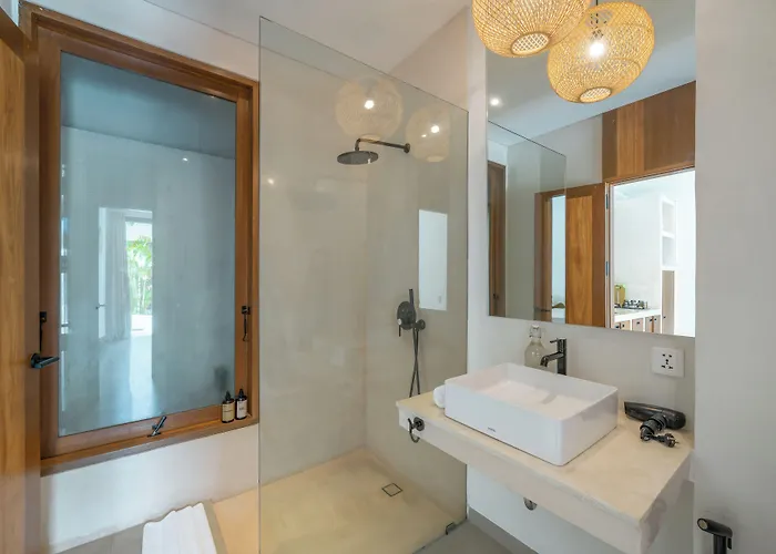 别墅 Dreamscape Haven - Heavenly 2br With Rooftop In Pererenan! 坎古
