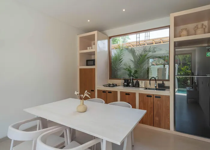 Dreamscape Haven - Heavenly 2br With Rooftop In Pererenan! *
