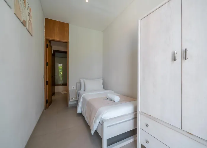 Dreamscape Haven - Heavenly 2br With Rooftop In Pererenan! チャングー