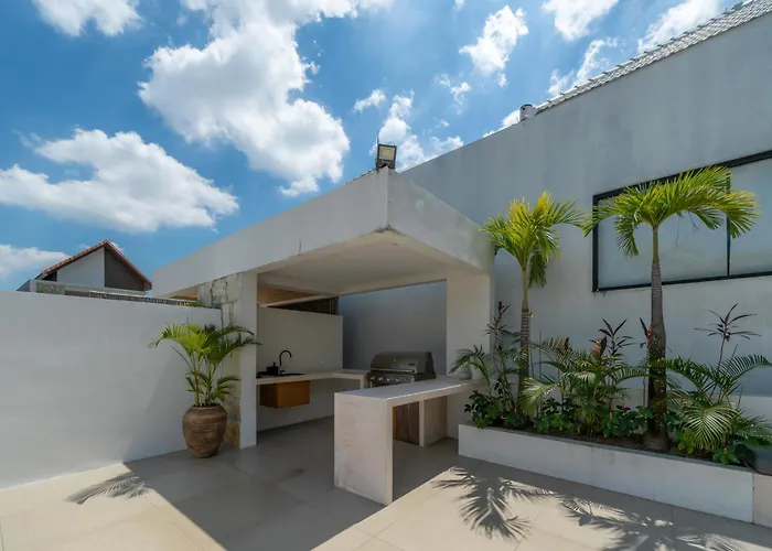 Dreamscape Haven - Heavenly 2br With Rooftop In Pererenan! ヴィラ チャングー